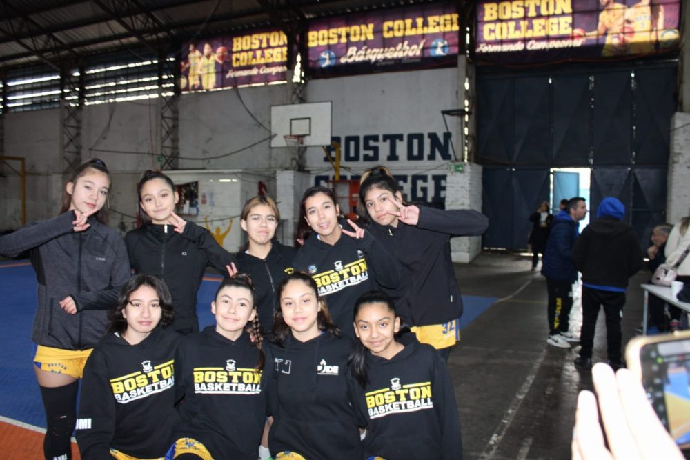 Campeonas Provinciales del Básquetbol Damas Sub 14 en los Juegos Deportivos Escolares