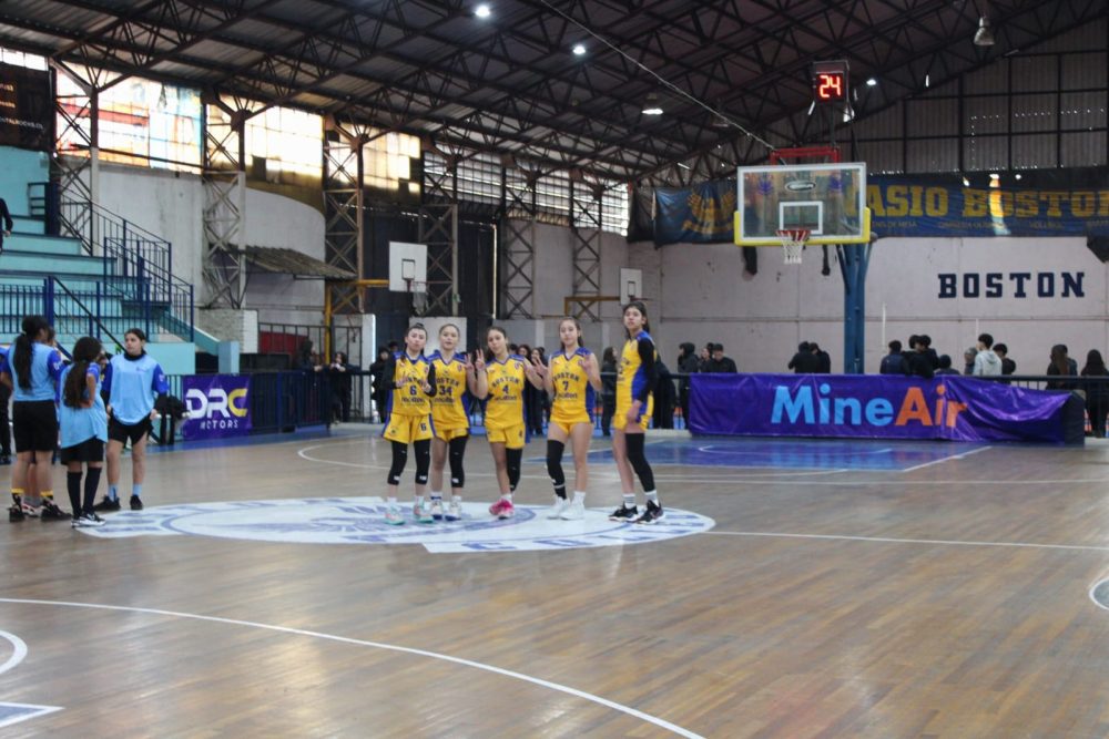 Campeonas Provinciales del Básquetbol Damas Sub 14 en los Juegos Deportivos Escolares