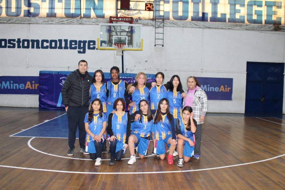 Campeonas Provinciales del Básquetbol Damas Sub 14 en los Juegos Deportivos Escolares