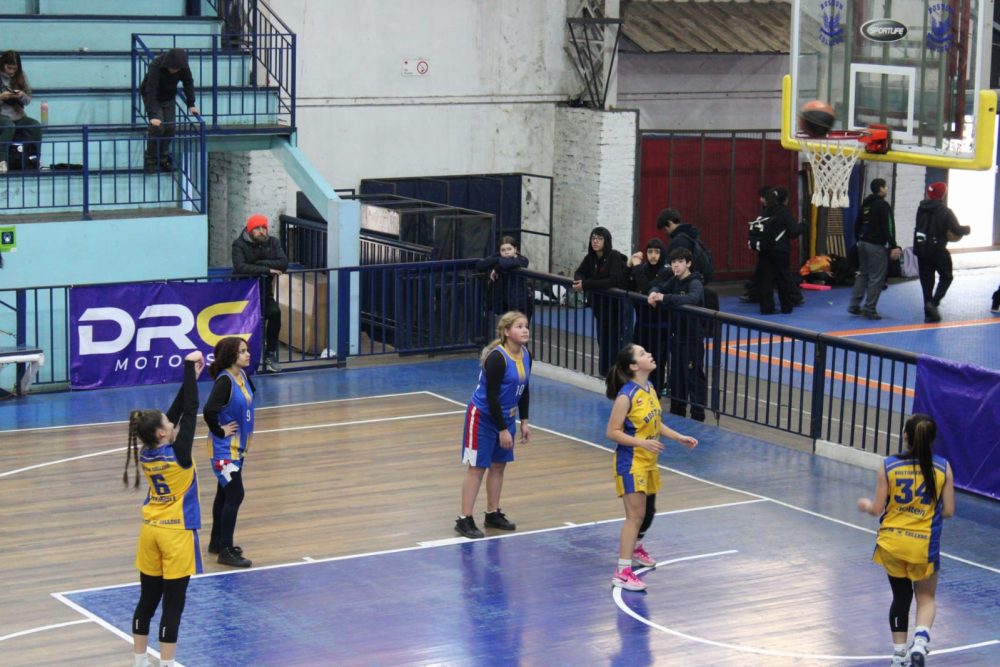 Campeonas Provinciales del Básquetbol Damas Sub 14 en los Juegos Deportivos Escolares