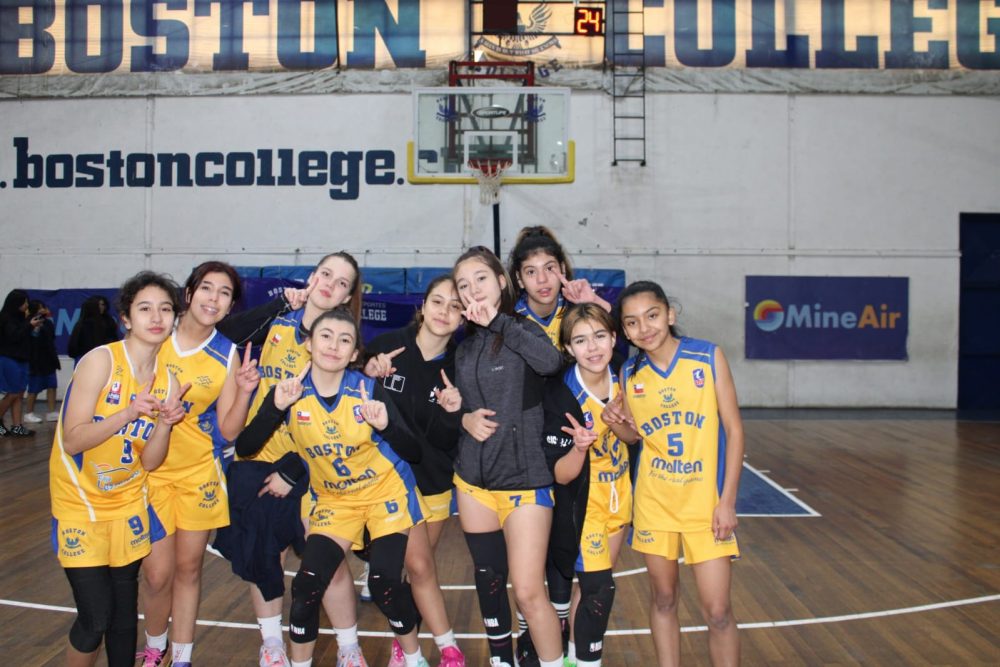 Campeonas Provinciales del Básquetbol Damas Sub 14 en los Juegos Deportivos Escolares