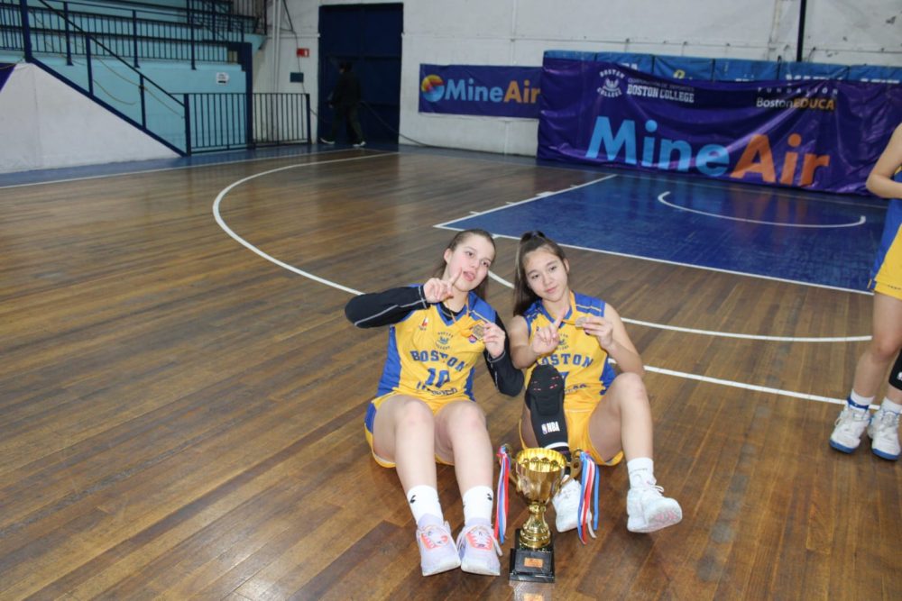 Campeonas Provinciales del Básquetbol Damas Sub 14 en los Juegos Deportivos Escolares