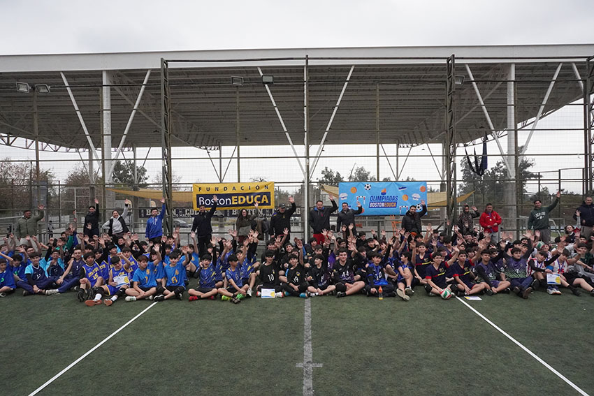 Tercer lugar del Vóleibol Intermedia Varones en las Olimpiadas BostonEduca