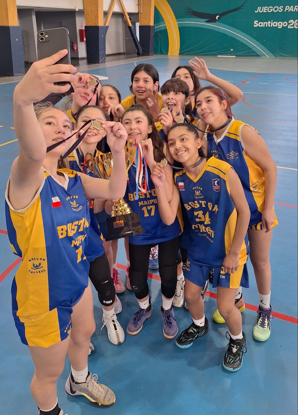 tricampeonas básquetbol ind sub 14 damas