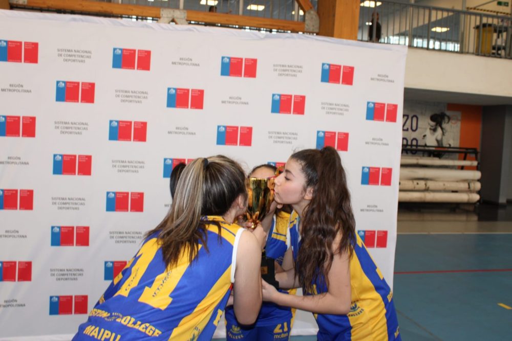 tricampeonas básquetbol ind sub 14 damas