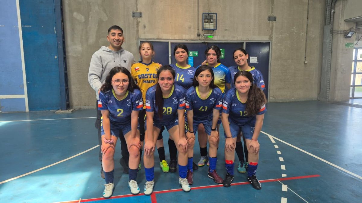 Nuestras estudiantes son subcampeonas del Torneo Comunal de Futsal Femenino Sub 17