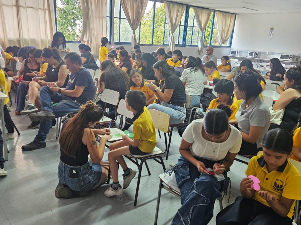 Conectando con el corazón cierra el plan de acompañamiento socioemocional 2025