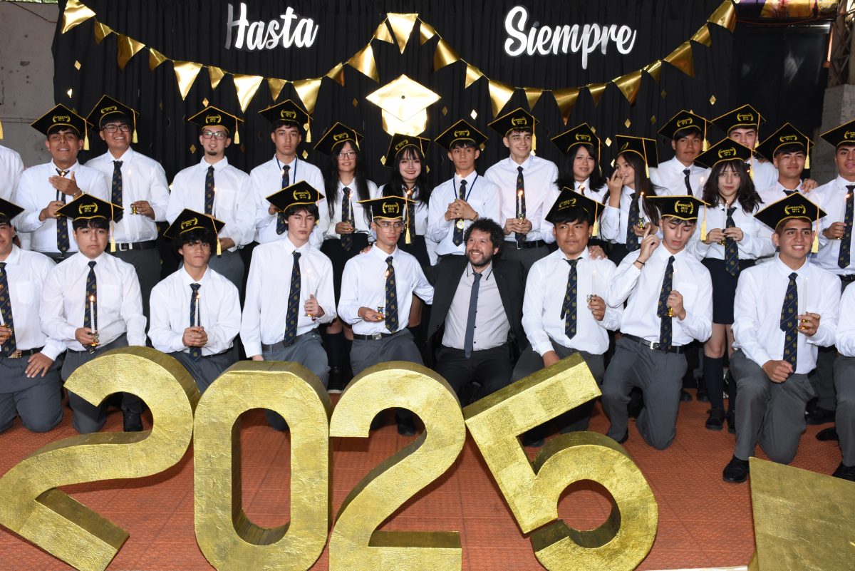 Celebramos las Licenciaturas de IV Medios 2025