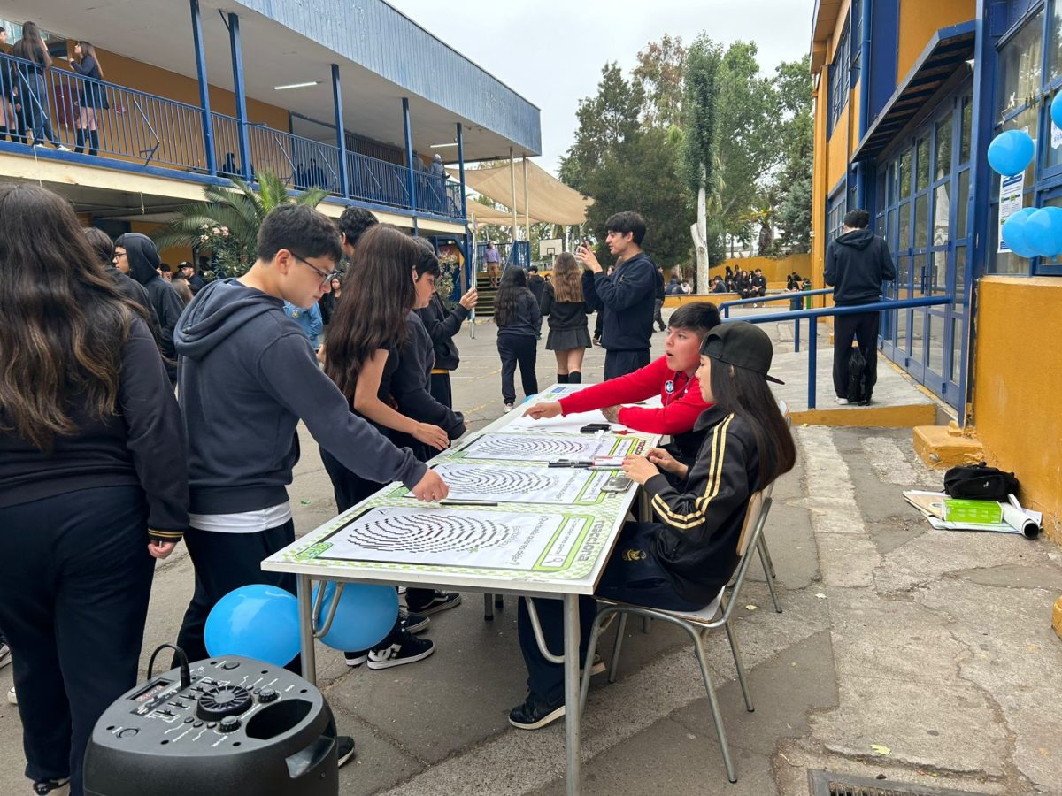 Liderazgo estudiantil impulsa la prevención del bullying digital