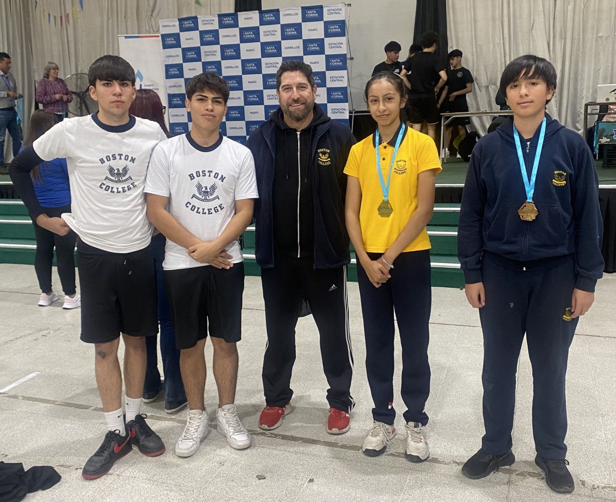 Nuestro colegio destaca con podios en el Comunal de Tenis de Mesa 2026