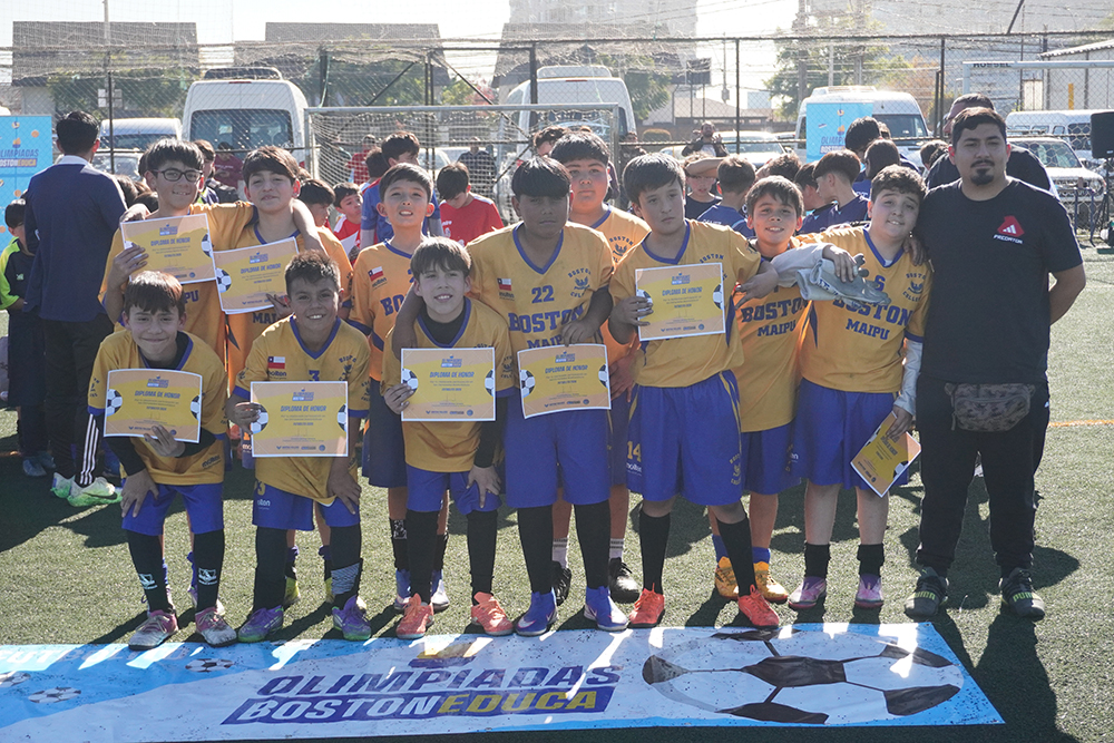 Más de un centenar de estudiantes participaron en el Futbolito Mini Varones de las Olimpiadas BostonEduca