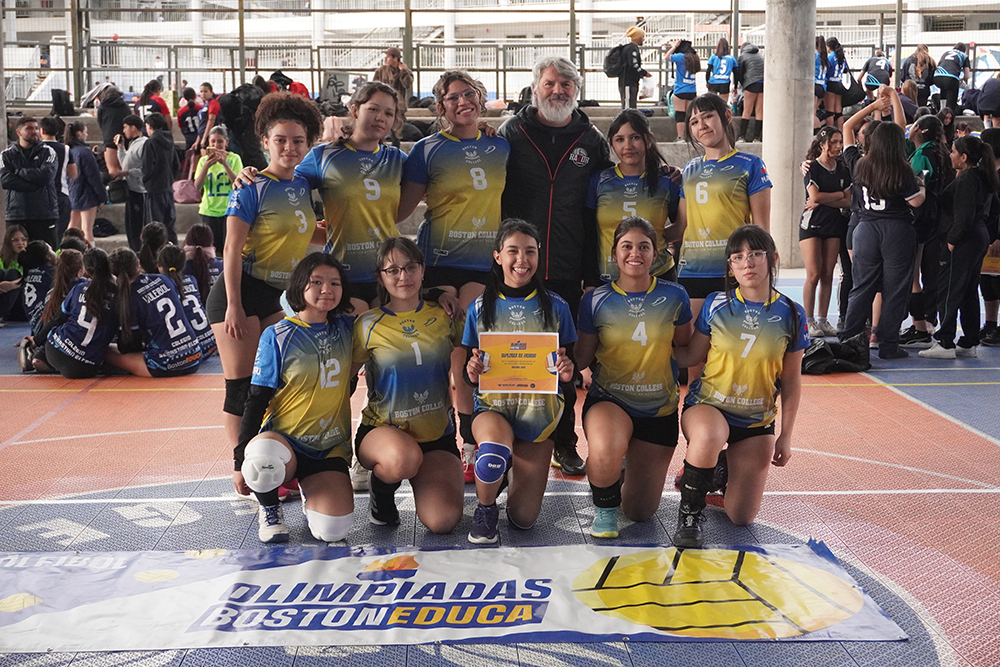 Nuestras estudiantes compitieron en el torneo de Vóleibol Intermedia Damas de las Olimpiadas BostonEduca