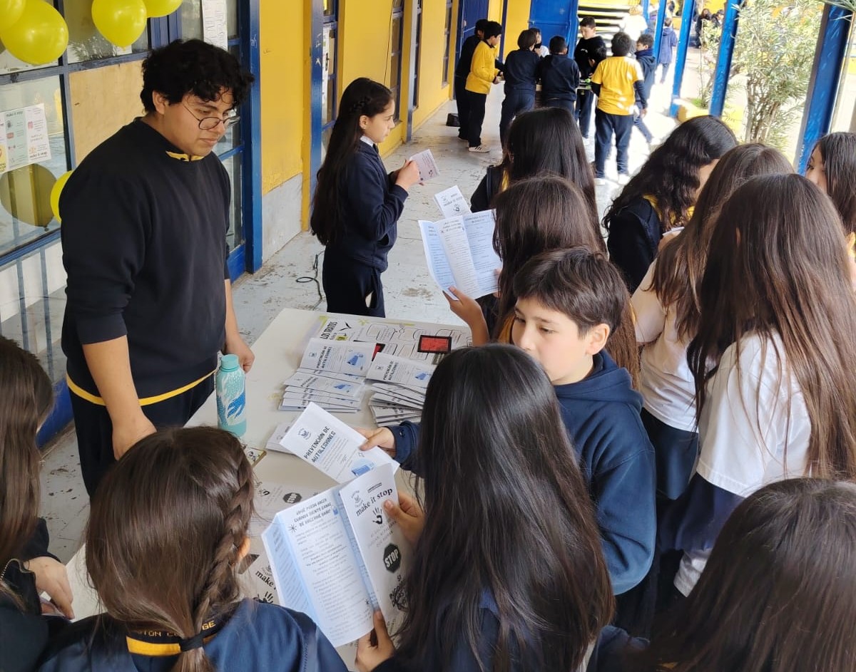Construyendo Convivencia Escolar entre todos