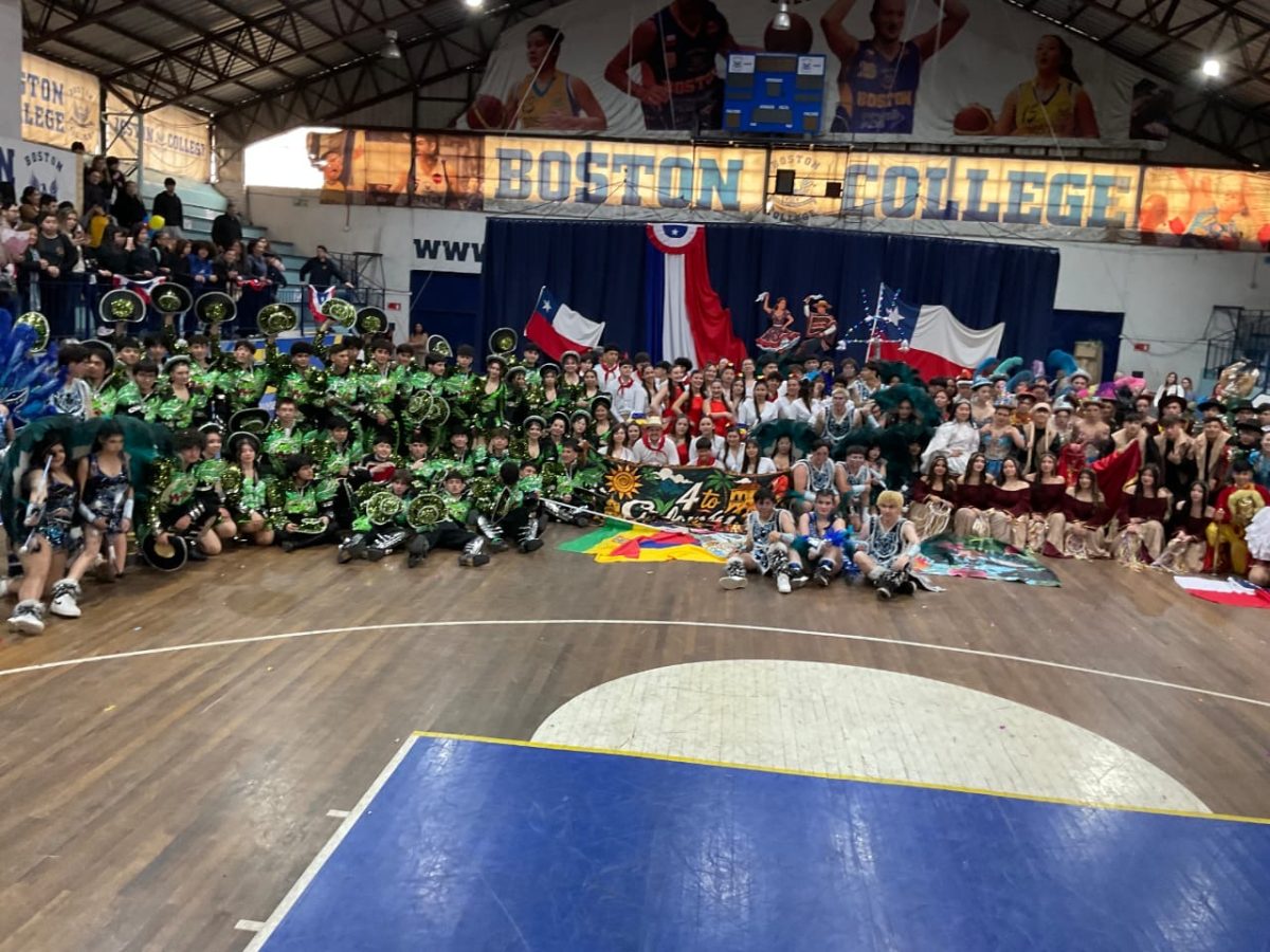 Fiestas Patrias reunieron a cerca de 7.000 estudiantes y apoderados en Boston College Maipú