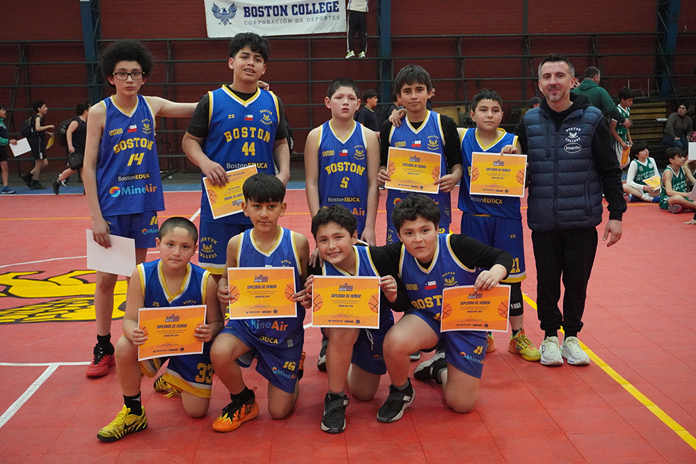 Vicecampeones del Básquetbol Mini Varones de las Olimpiadas BostonEduca 2026